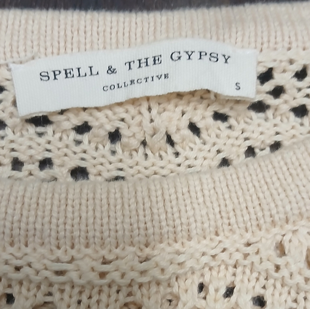 Spell Cream Knit Crop Top - Picture 2 of 7